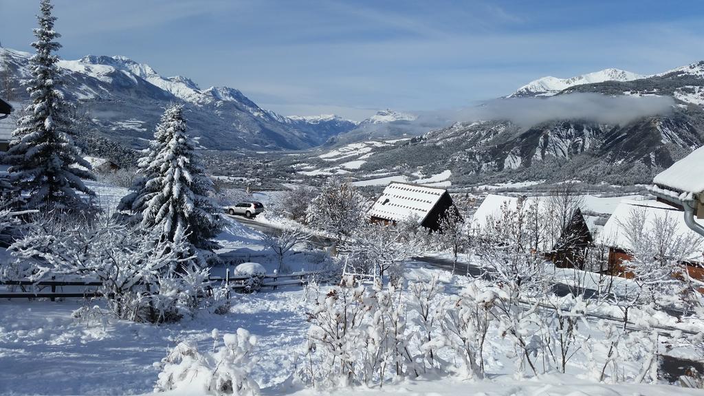 Studio Barcelonnette Ubaye, Provence Enchastrayes Exterior photo